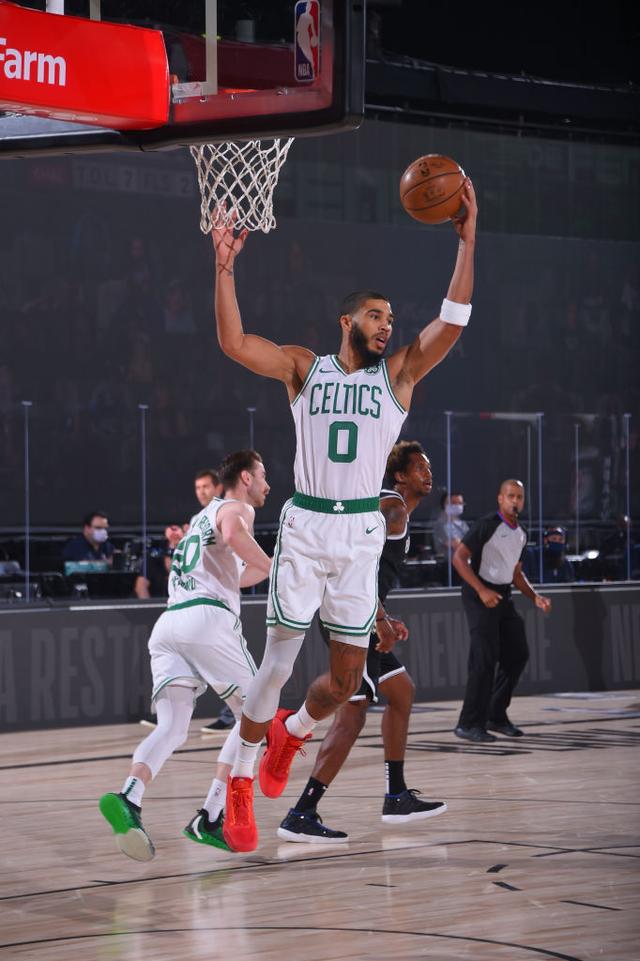 在他执教下 在他执教下